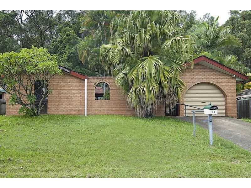 40 Van Dieman Crescent, Springwood QLD 4127