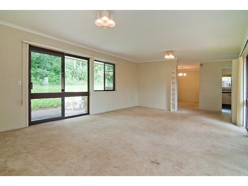 40 Van Dieman Crescent, Springwood QLD 4127