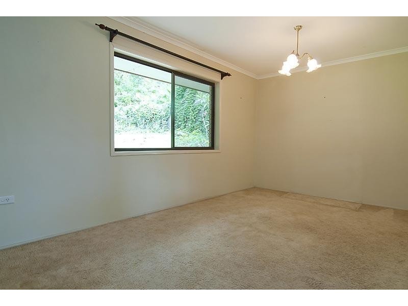40 Van Dieman Crescent, Springwood QLD 4127