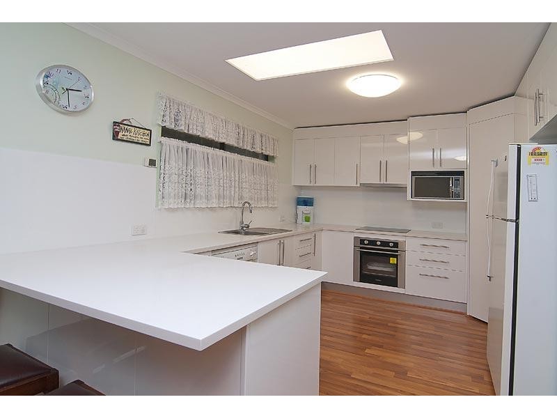 7 Oxley Court, Springwood QLD 4127