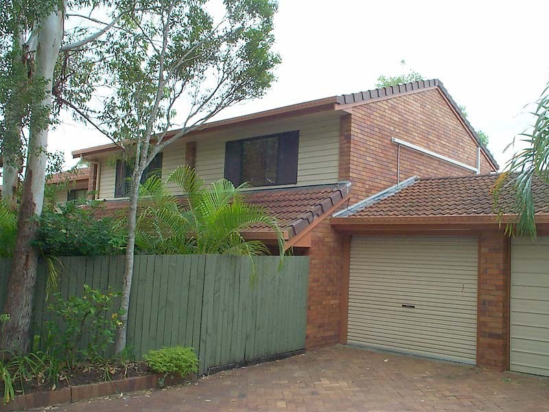 27/111 Barbaralla Drive, Springwood QLD 4127