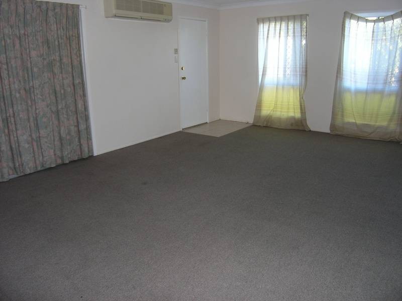 4 Wilpena Court, Springwood QLD 4127