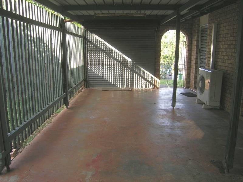 4 Wilpena Court, Springwood QLD 4127