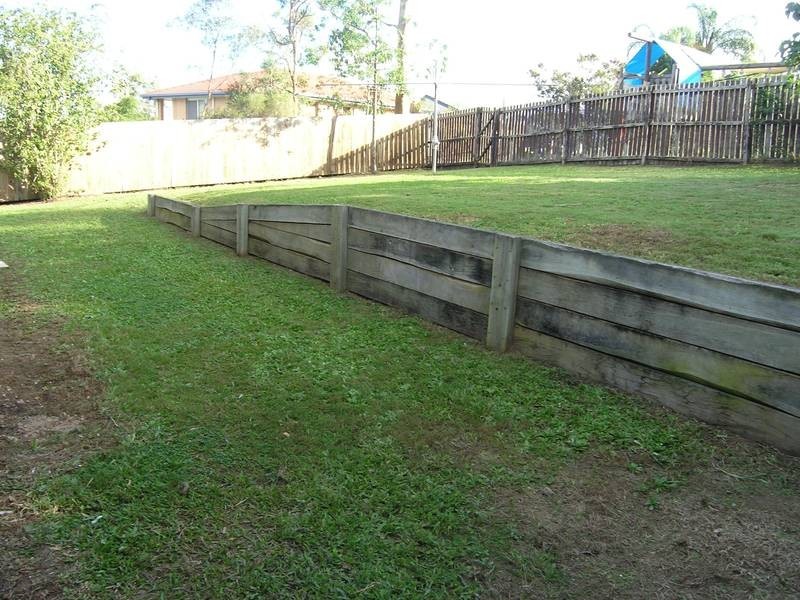 4 Wilpena Court, Springwood QLD 4127