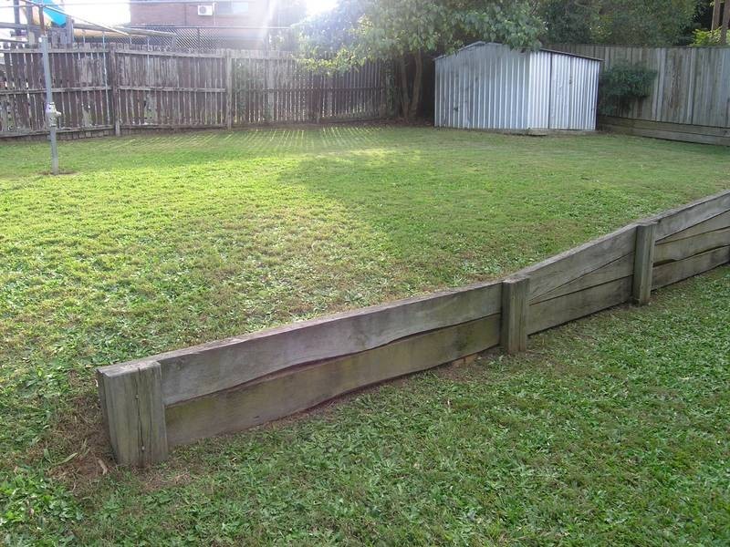 4 Wilpena Court, Springwood QLD 4127