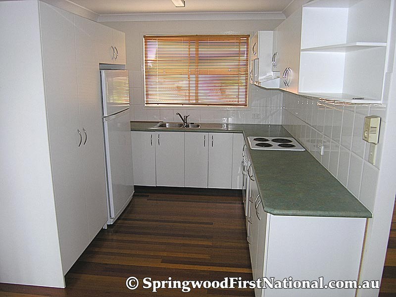 33 Jeanette Avenue, Springwood QLD 4127