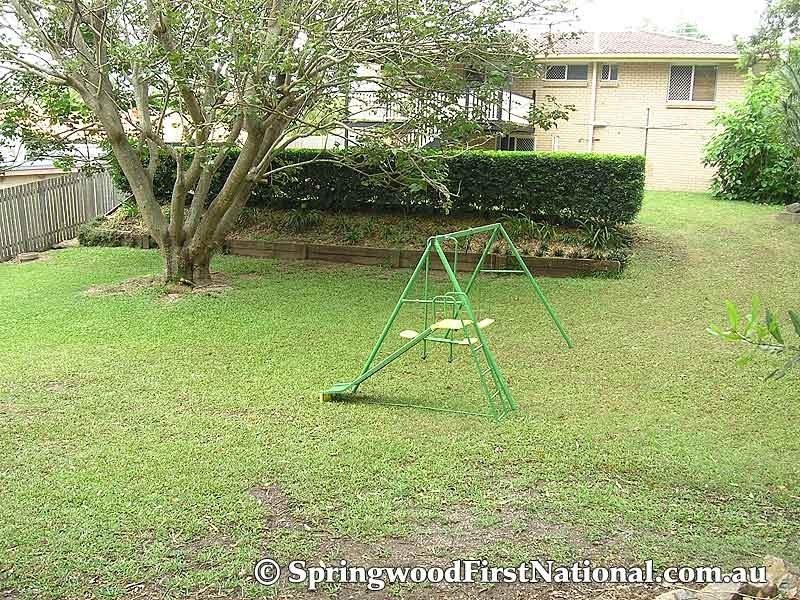 33 Jeanette Avenue, Springwood QLD 4127