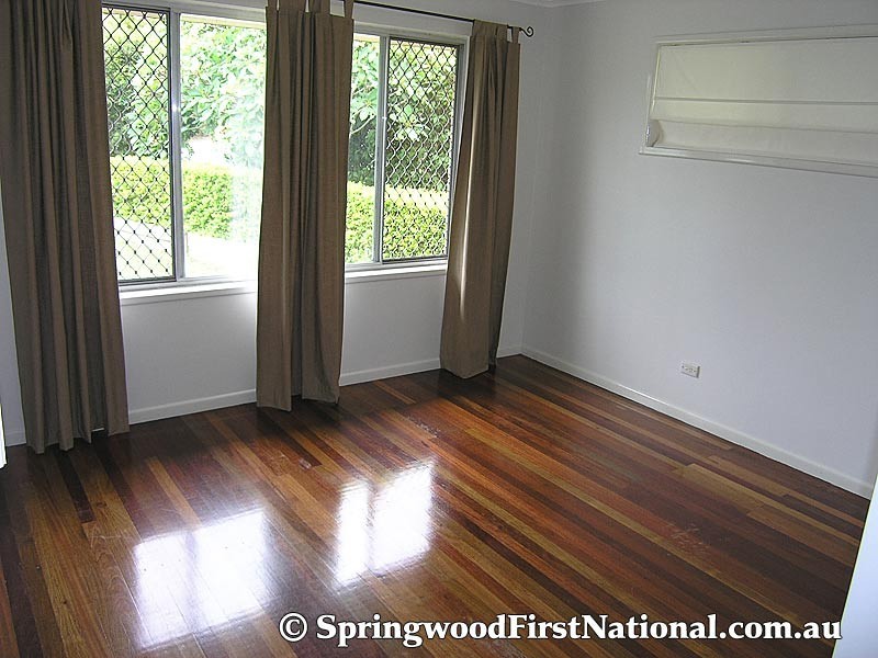 33 Jeanette Avenue, Springwood QLD 4127