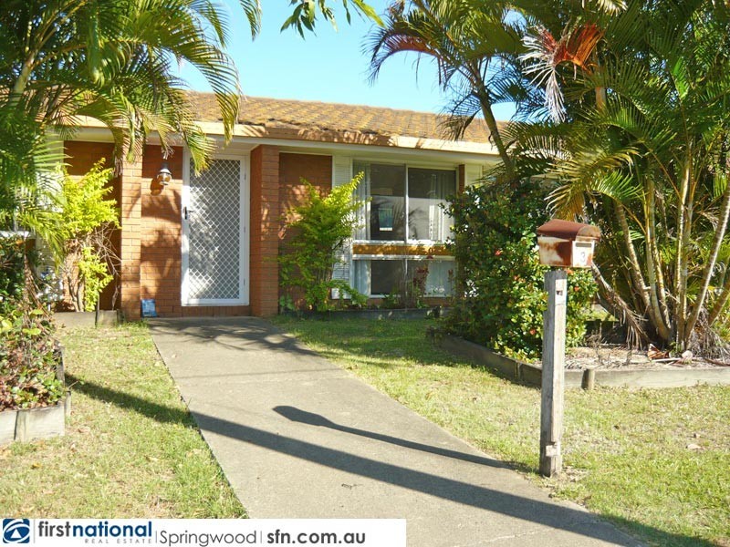 3 Village Drive, Daisy Hill QLD 4127