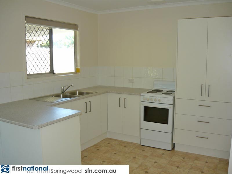 3 Village Drive, Daisy Hill QLD 4127