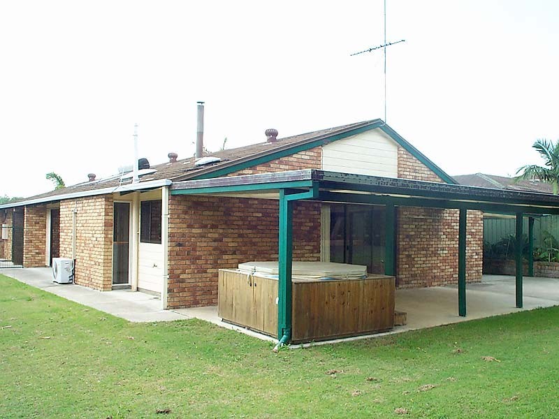 13 Springwood Road, Springwood QLD 4127