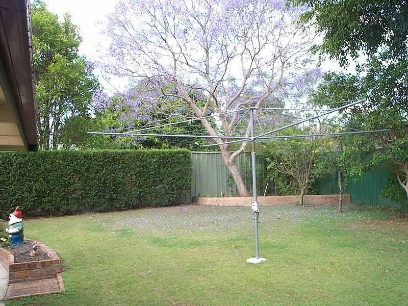 13 Springwood Road, Springwood QLD 4127