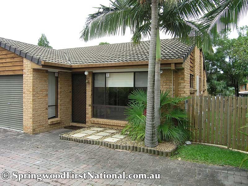 4/8 Efymia Court, Daisy Hill QLD 4127