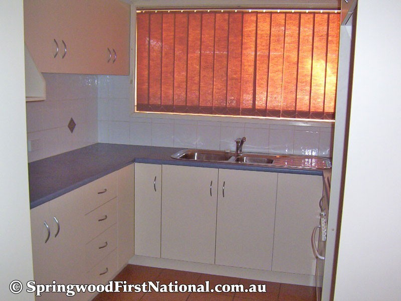 3 Inglis Court, Springwood QLD 4127