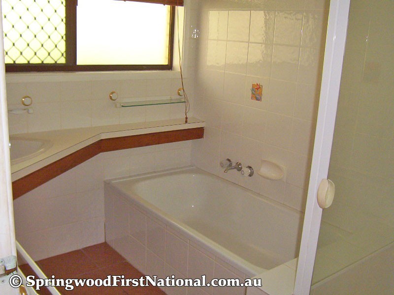 3 Inglis Court, Springwood QLD 4127