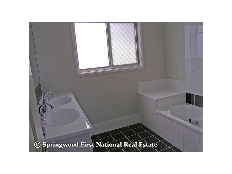 Macarthur Crescent, Slacks Creek QLD 4127