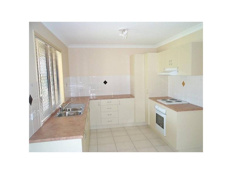 7 Sundar Crescent, Tanah Merah QLD 4128