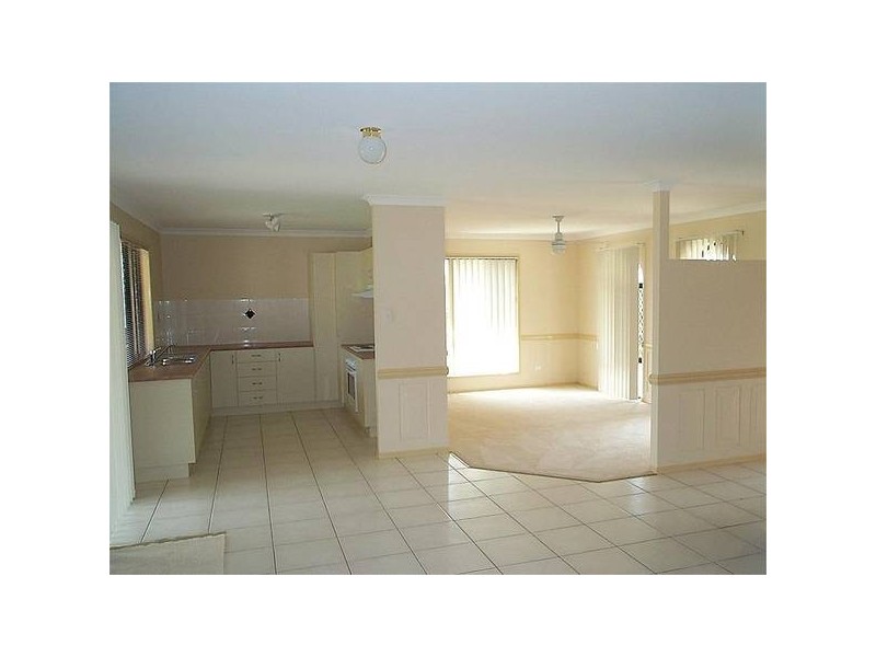 7 Sundar Crescent, Tanah Merah QLD 4128