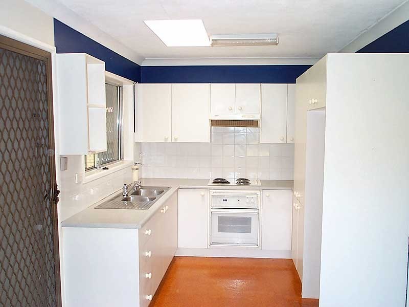 33 Vanessa Boulevard, Springwood QLD 4127