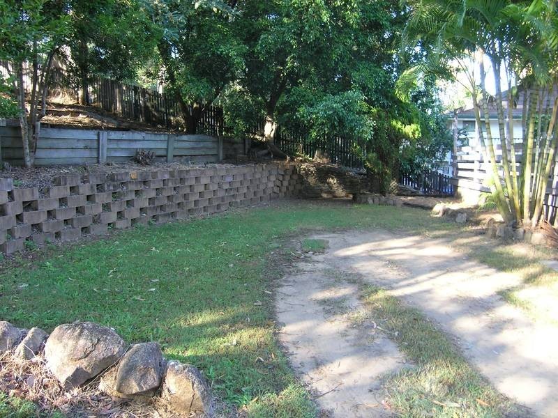 61 Yarabah Crescent, Shailer Park QLD 4128