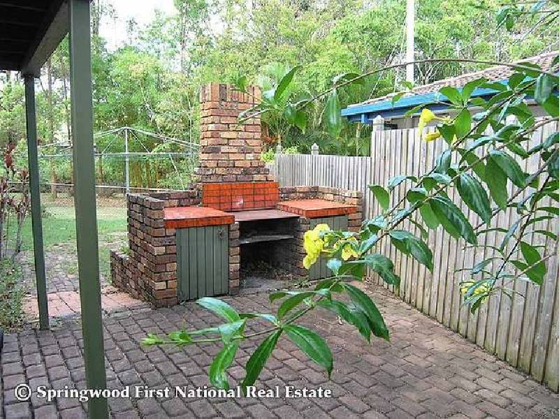25 Barbaralla Drive, Springwood QLD 4127