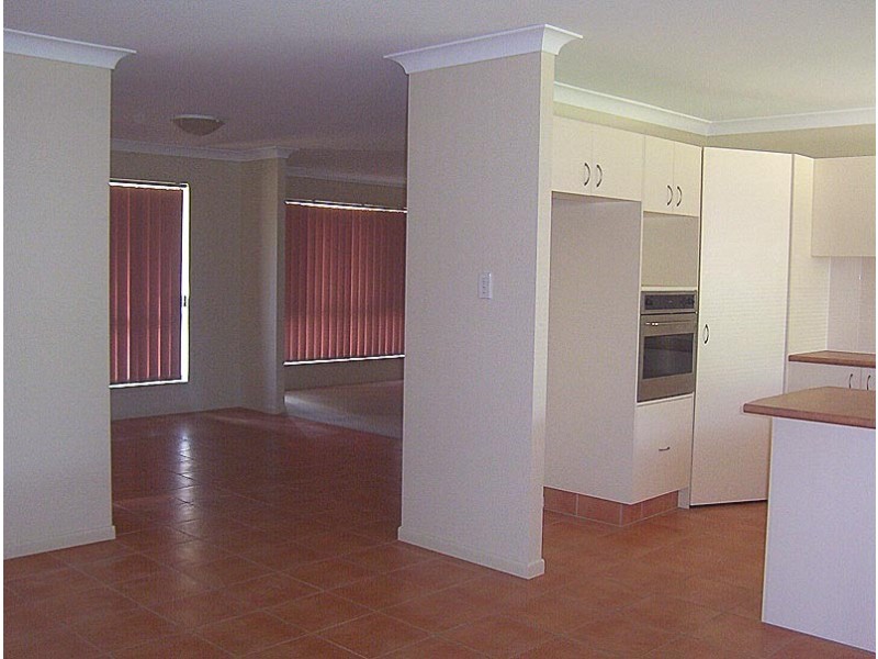 1 Pele Court, Underwood QLD 4119