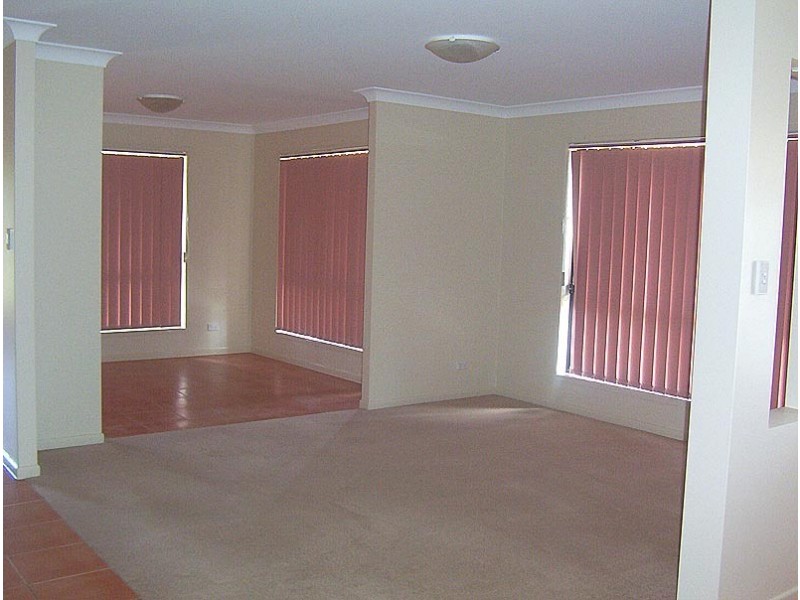 1 Pele Court, Underwood QLD 4119