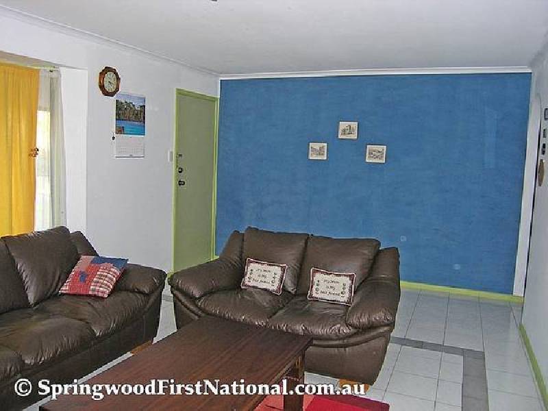 6 Jamie Grove, Springwood QLD 4127