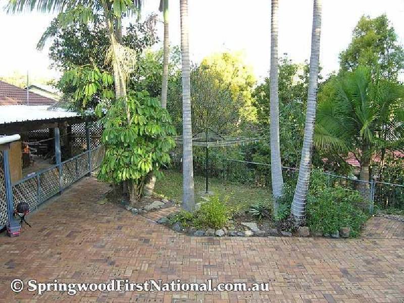 6 Jamie Grove, Springwood QLD 4127
