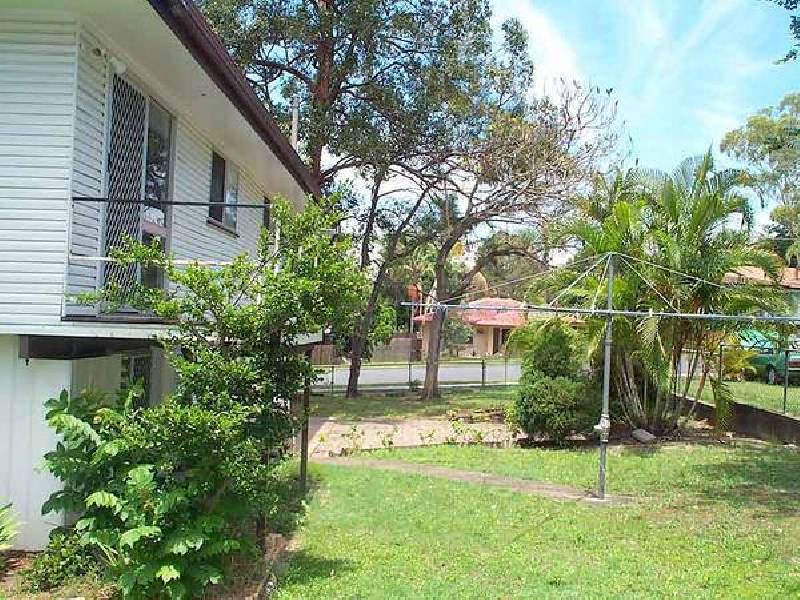 2 Raquel Avenue, Springwood QLD 4127