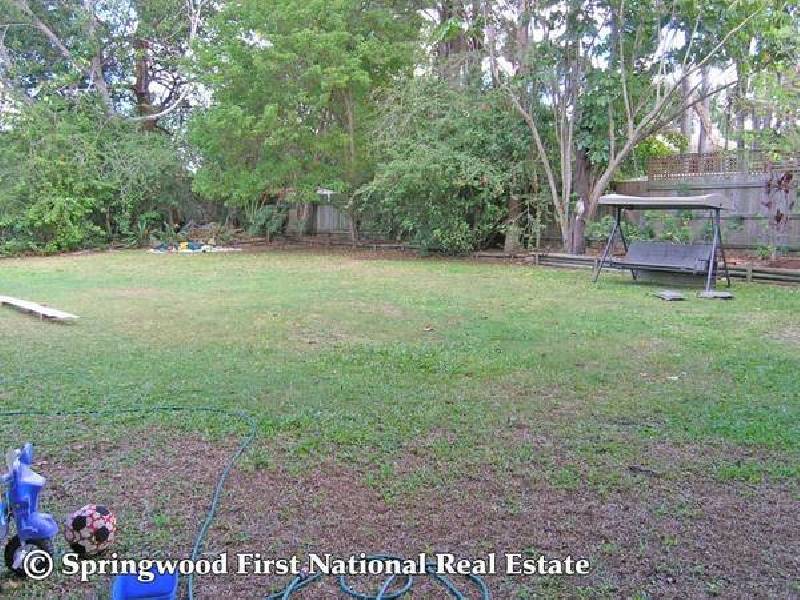 6 Athena Grove, Springwood QLD 4127