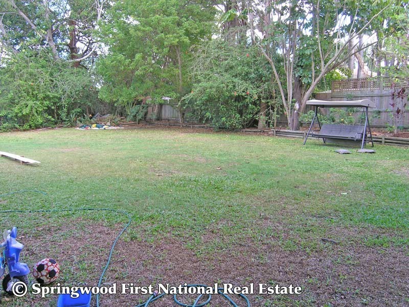 6 Athena Grove, Springwood QLD 4127