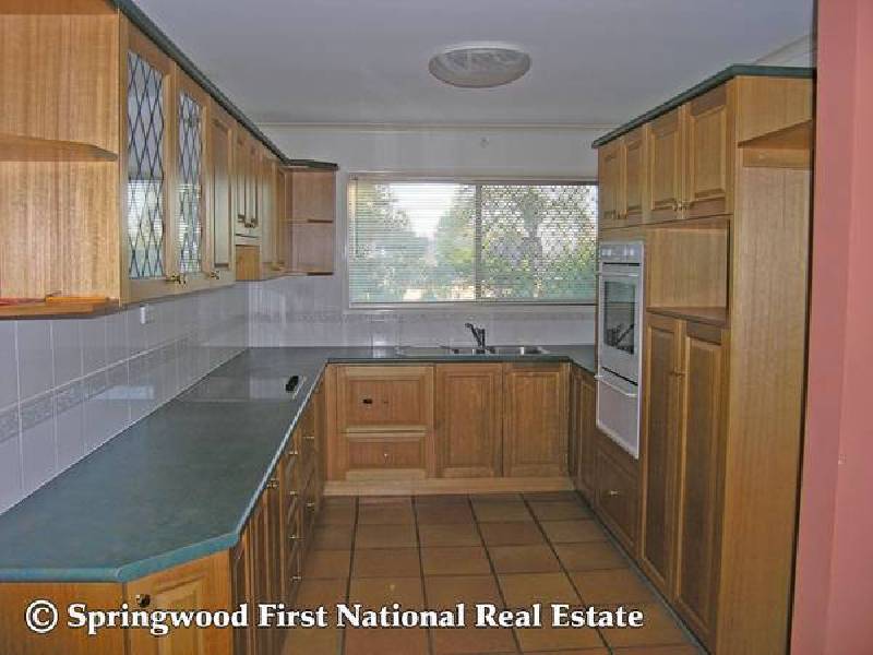 64 Coleman Crescent, Springwood QLD 4127