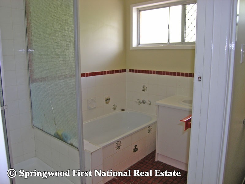 4 Lasandra Court, Shailer Park QLD 4128