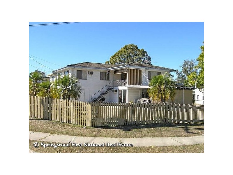 52 Ashton Street, Kingston QLD 4114