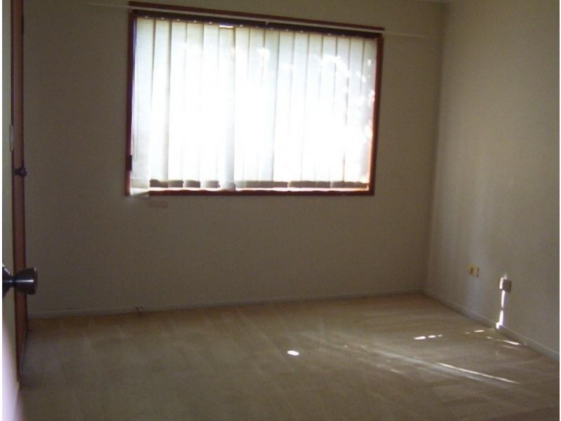 2/4 Amie Court, Springwood QLD 4127