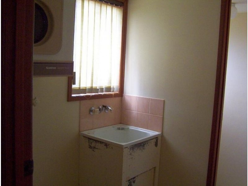 2/4 Amie Court, Springwood QLD 4127