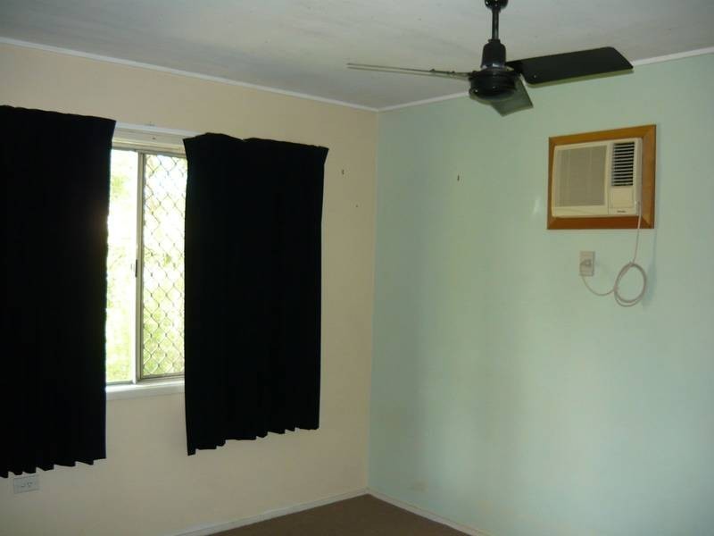 18 Southgate Drive, Woodridge QLD 4114