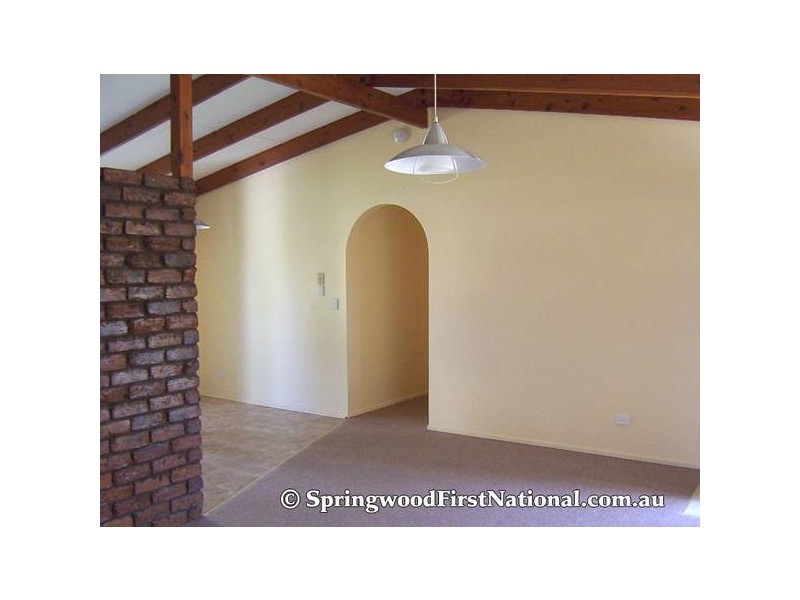 23 Knightsbridge Crescent, Rochedale South QLD 4123