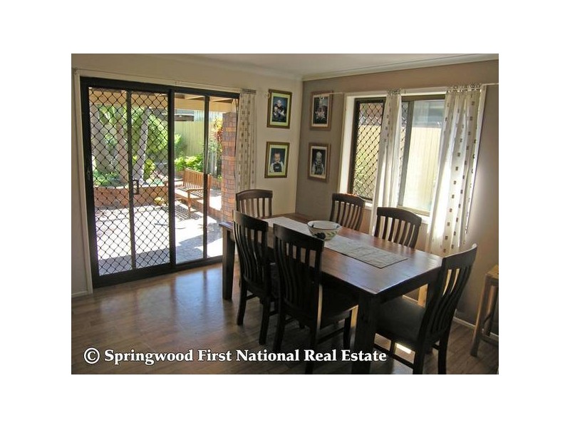 16 Coleman Crescent, Springwood QLD 4127