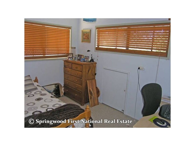 16 Coleman Crescent, Springwood QLD 4127