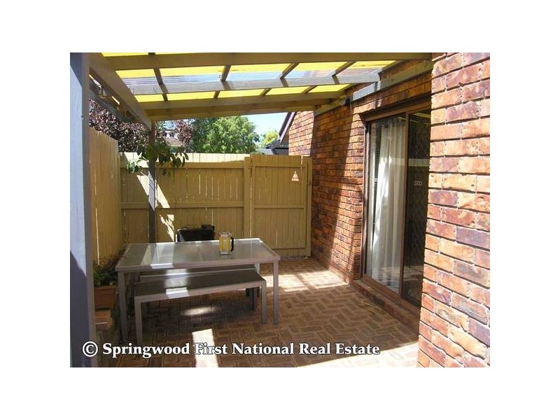 16 Coleman Crescent, Springwood QLD 4127