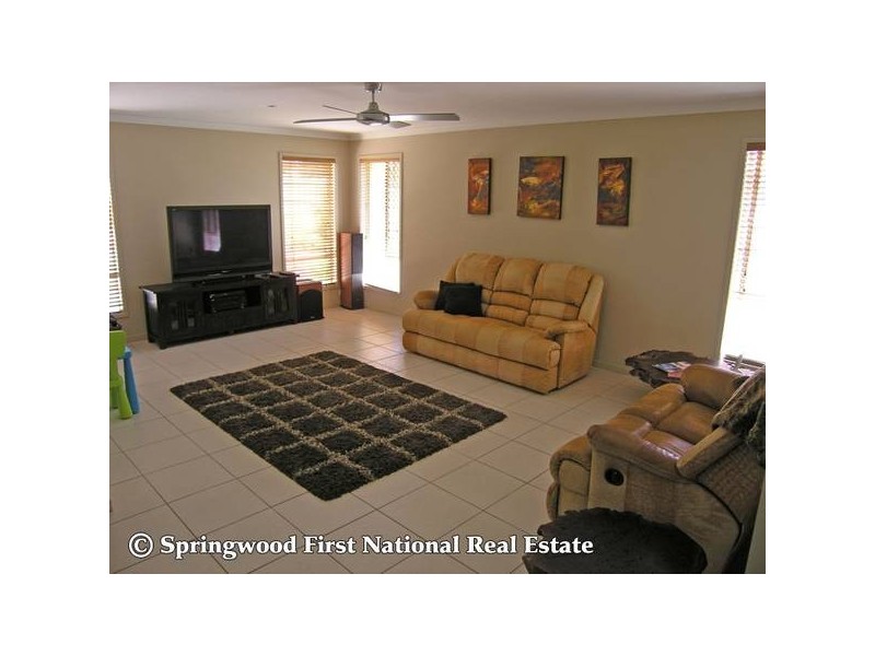 33 Sewell Road, Tanah Merah QLD 4128