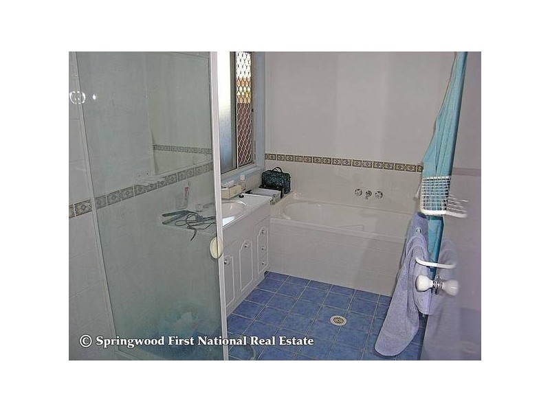 4 Ngungun Close, Loganholme QLD 4129