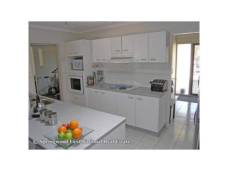 16 Van Dieman Crescent, Springwood QLD 4127