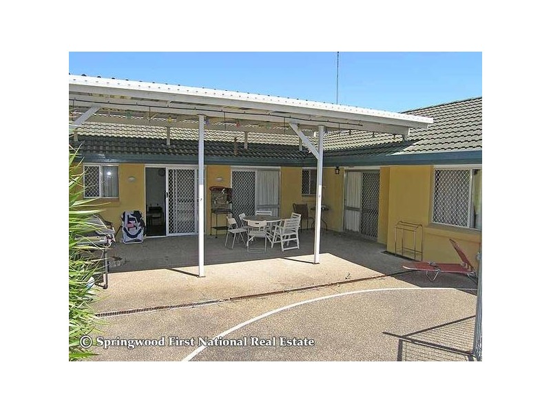 16 Van Dieman Crescent, Springwood QLD 4127