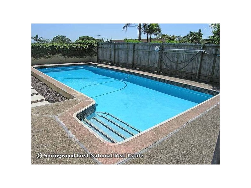 16 Van Dieman Crescent, Springwood QLD 4127