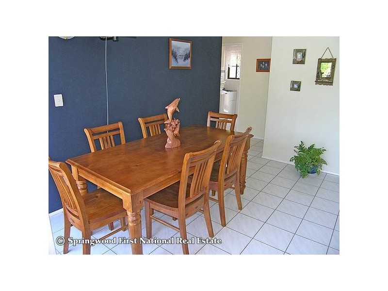 10 Merchant Court, Springwood QLD 4127