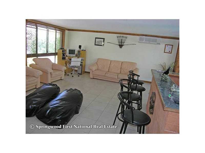 10 Merchant Court, Springwood QLD 4127