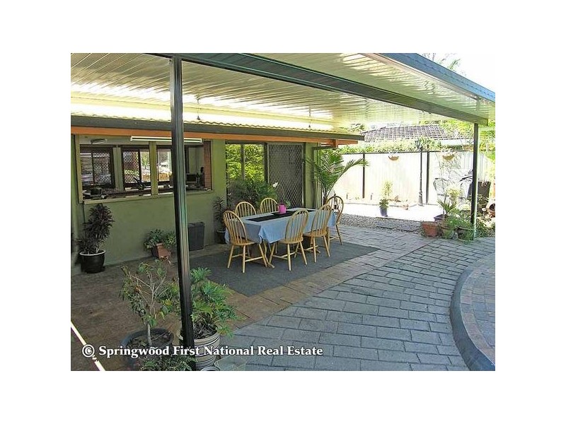 10 Merchant Court, Springwood QLD 4127